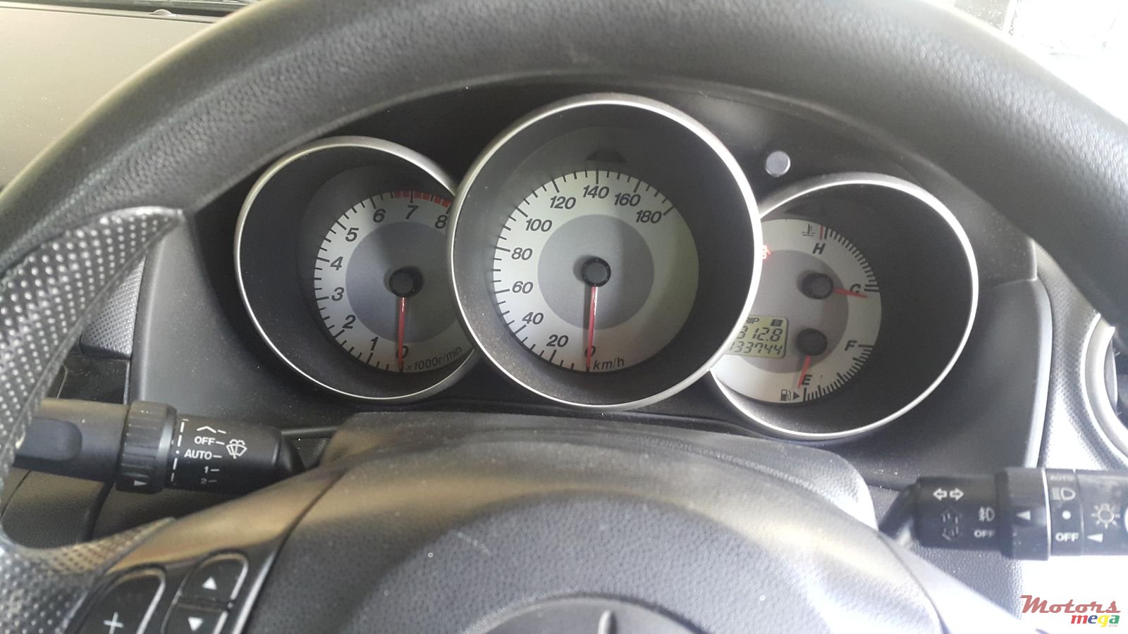 2007' Mazda Axela photo #3