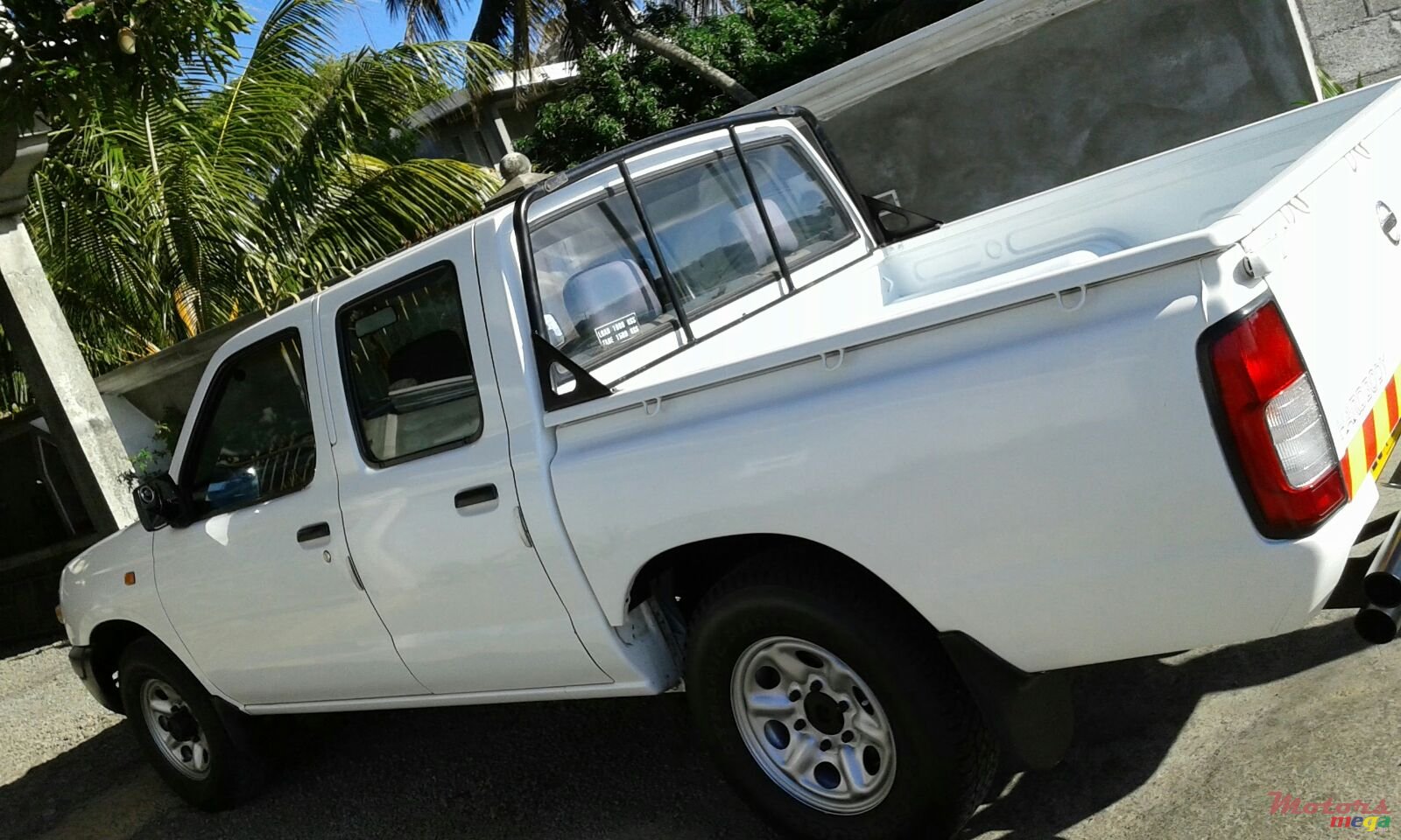 2003' Nissan Hardbody original  photo #6