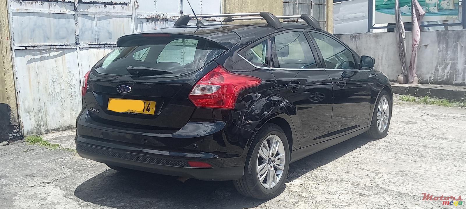 2014' Ford Focus photo #3