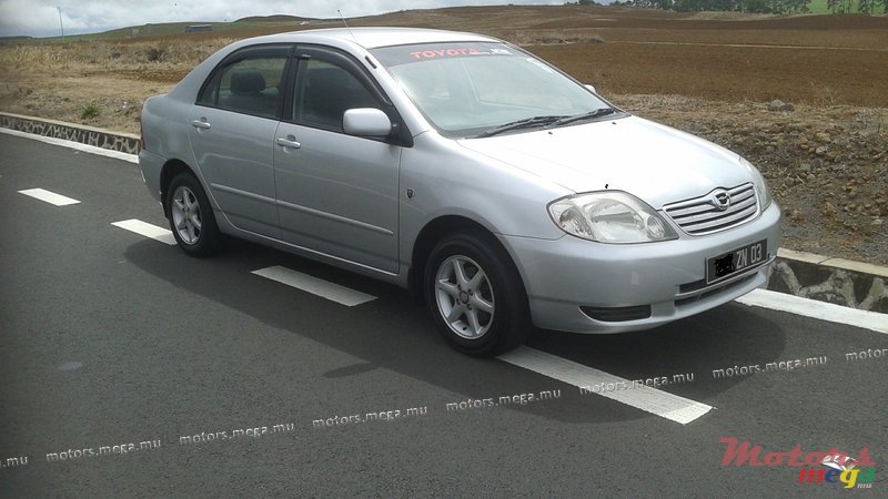 2003' Toyota Corolla NZE X photo #1