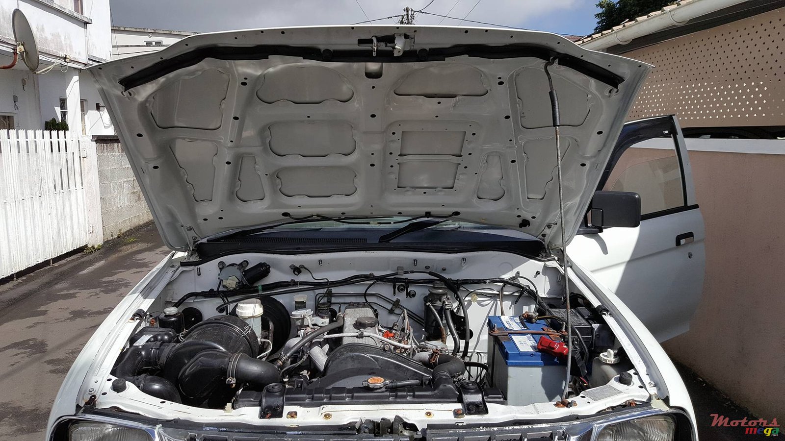 2004' Mitsubishi L 200 photo #3