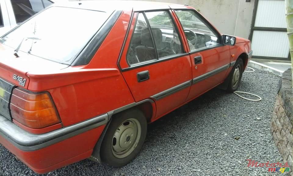 1996' Proton Saga photo #1