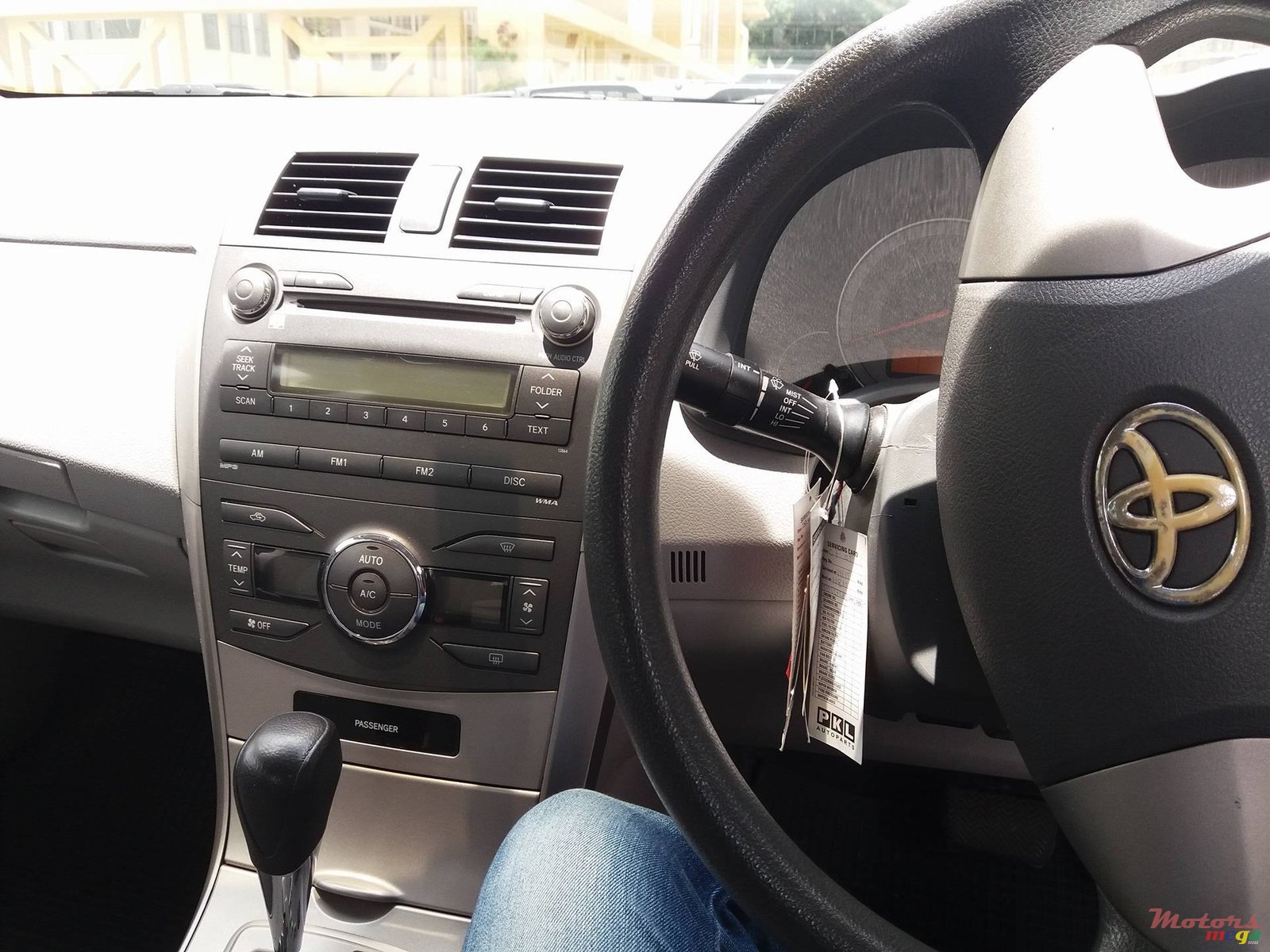 2009' Toyota Corolla photo #4