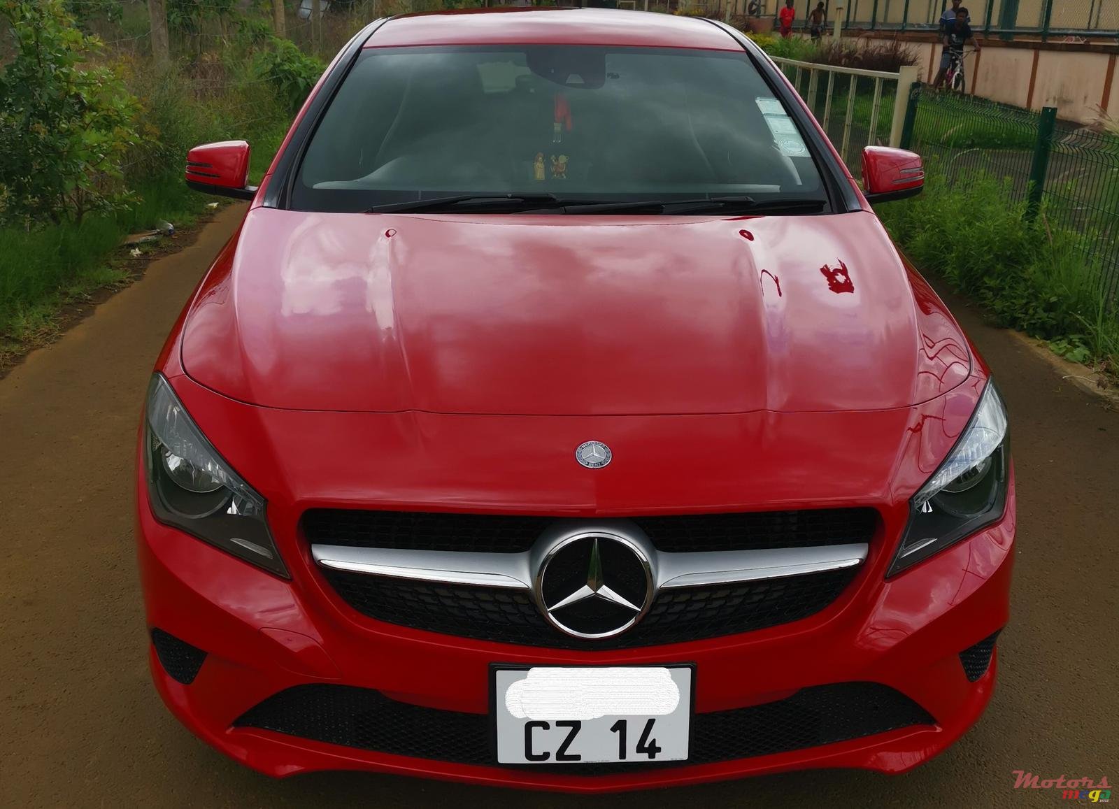 2014' Mercedes-Benz CLA 180 photo #2