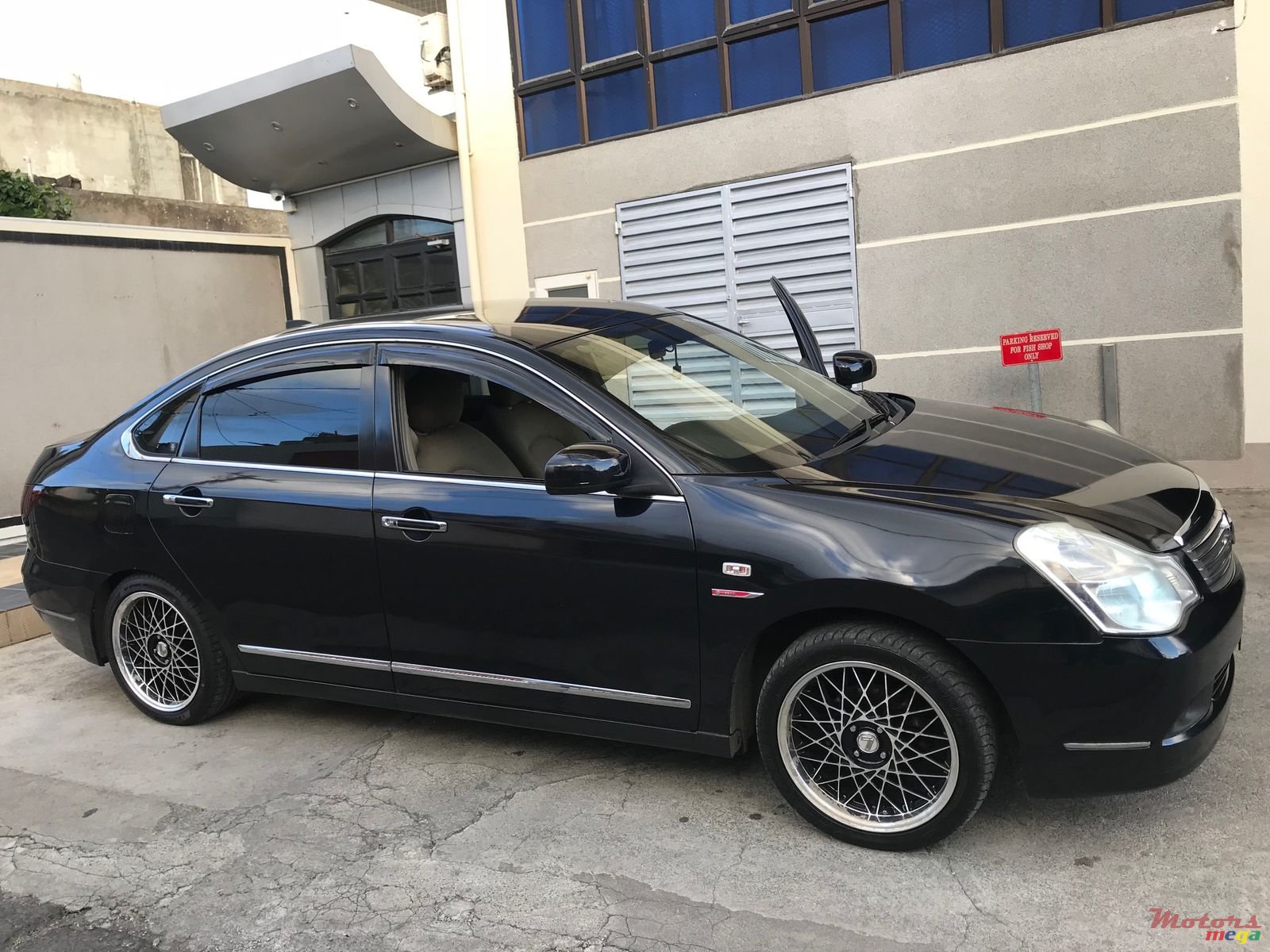 2008' Nissan Bluebird photo #1