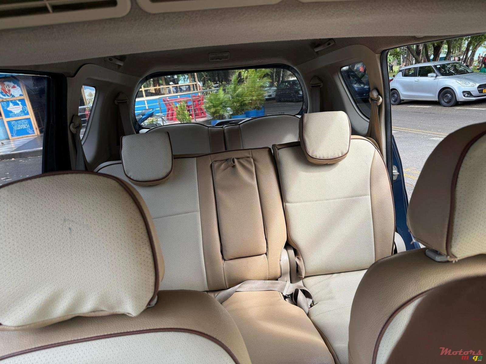 2019' Suzuki Ertiga photo #4