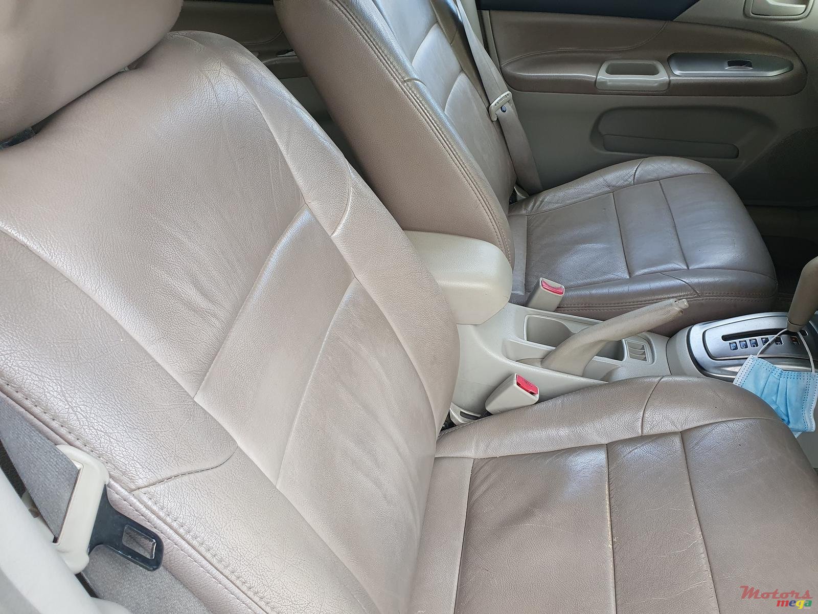 2005' Mitsubishi Lancer photo #6