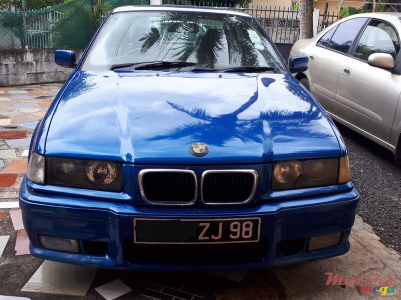 1998' BMW 320 photo #1