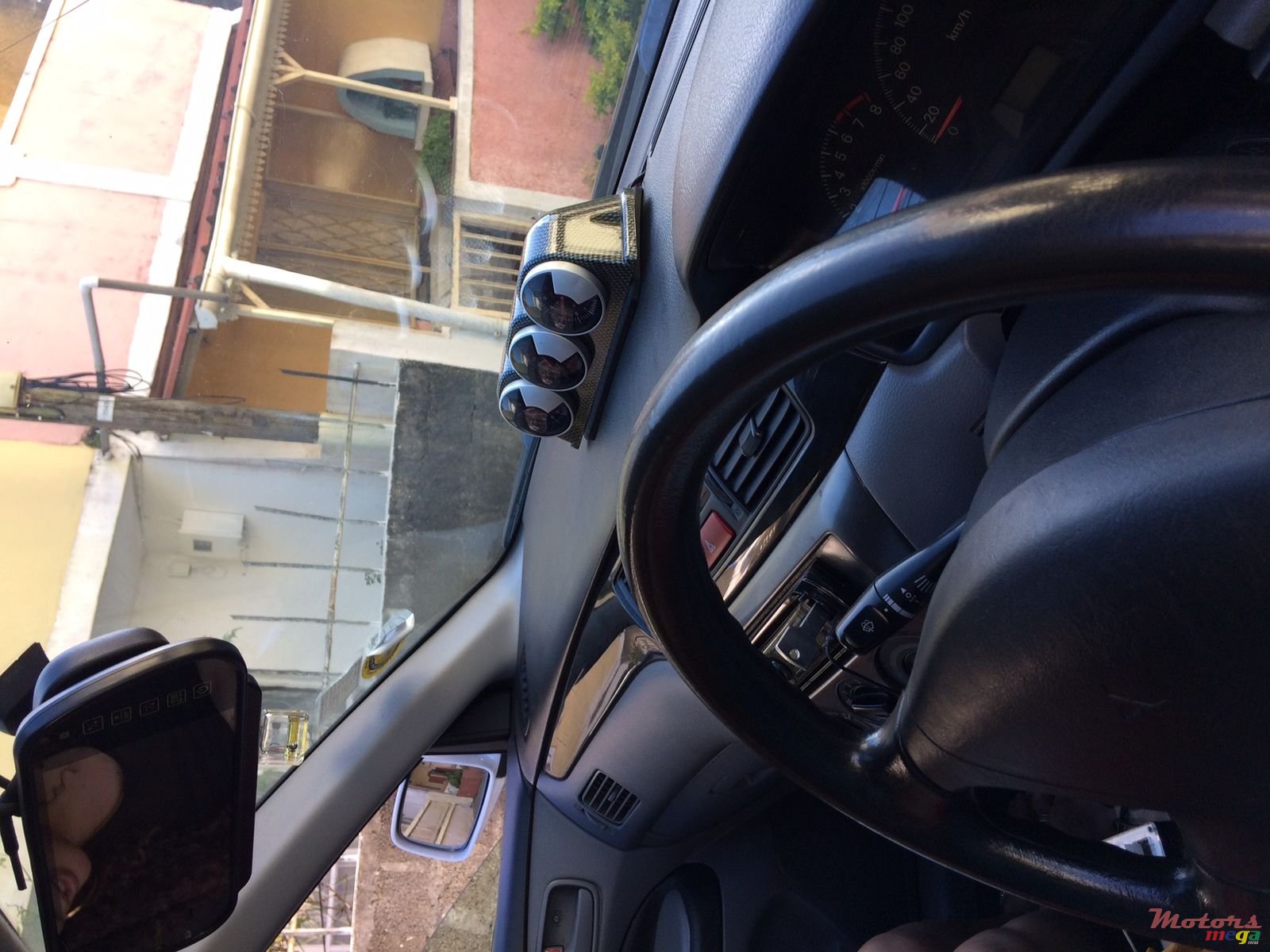 2008' Mitsubishi Lancer photo #2