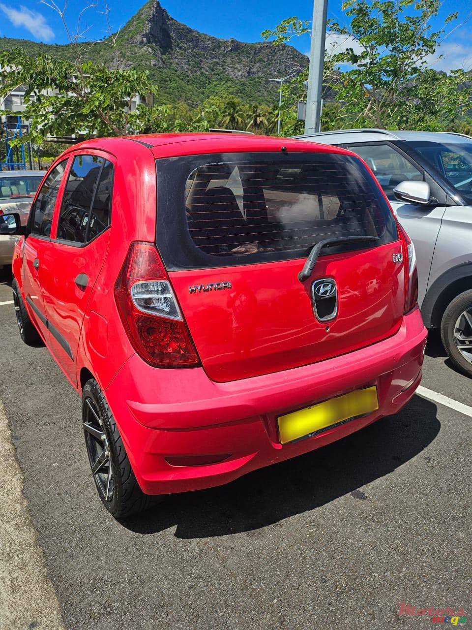 2012' Hyundai i10 photo #3