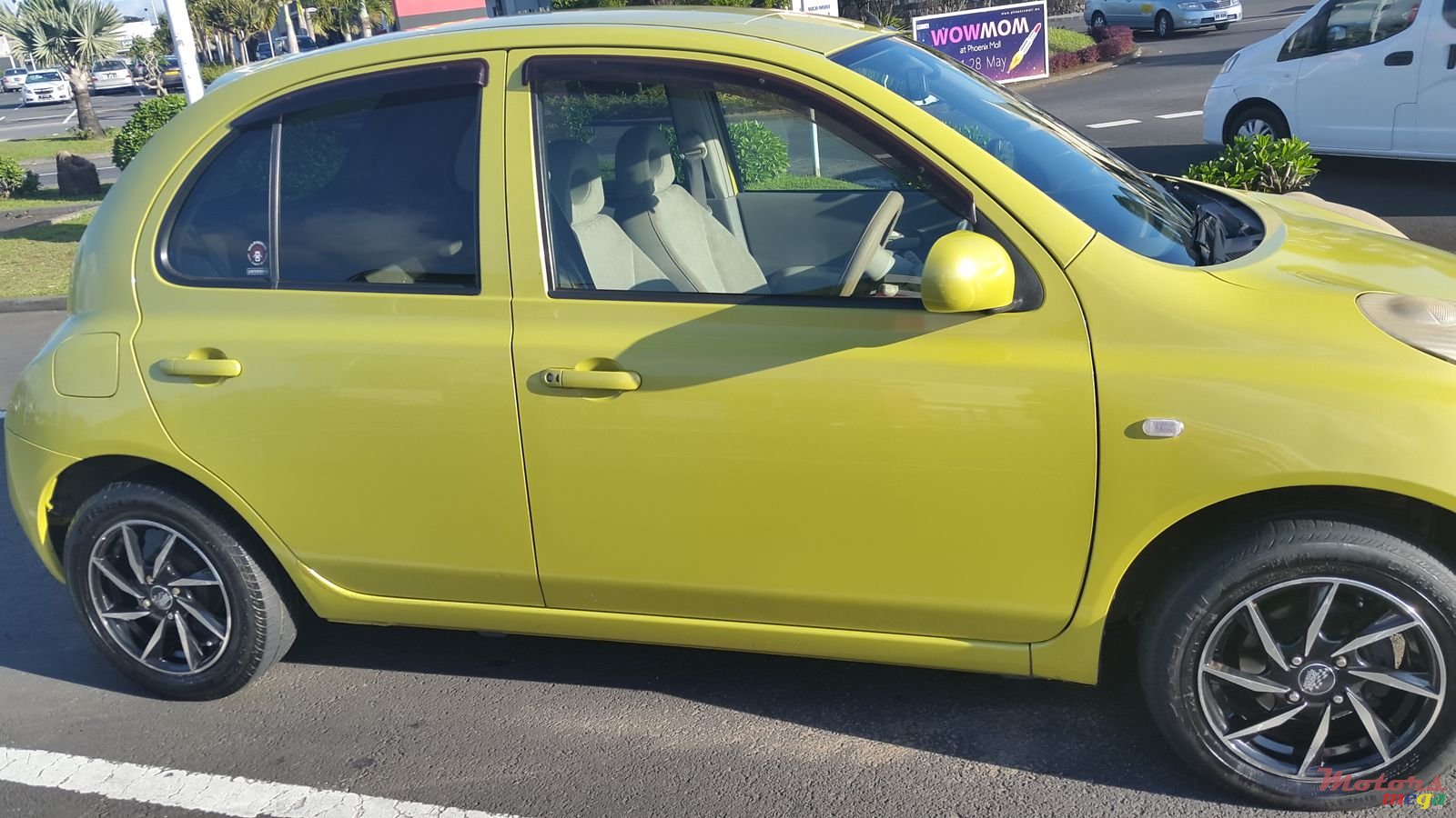 2005' Nissan March photo #1