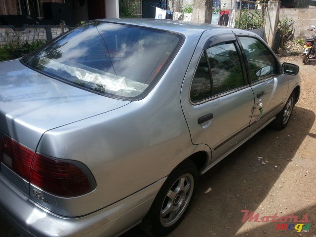 1997' Nissan Sunny photo #1