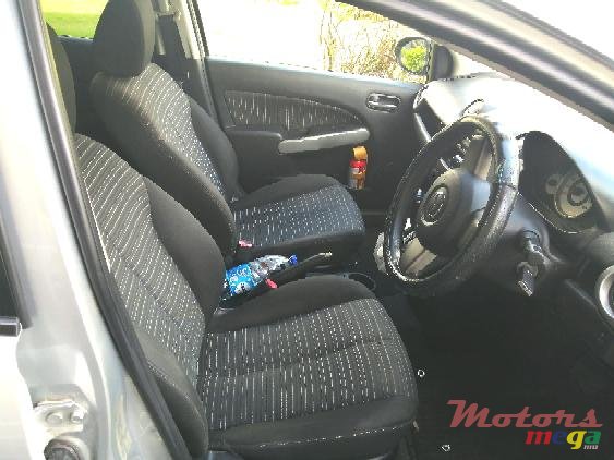 2011' Mazda Demio photo #3