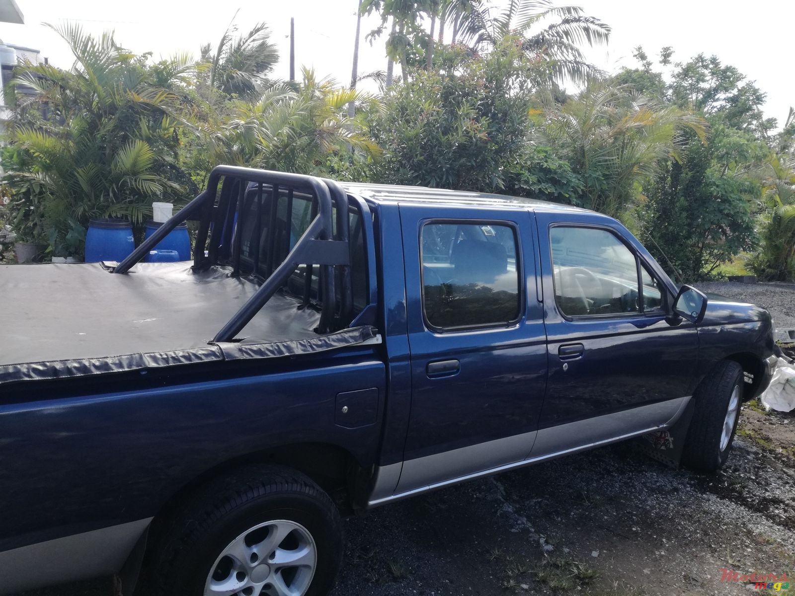 1997' Nissan Navara photo #3