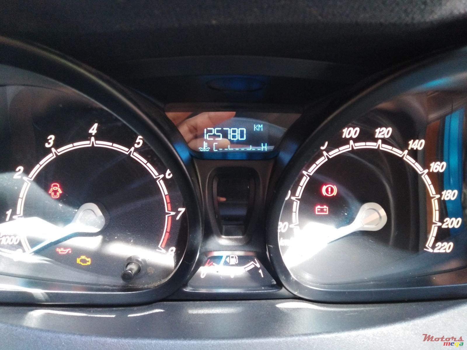 2013' Ford Fiesta Trend photo #6