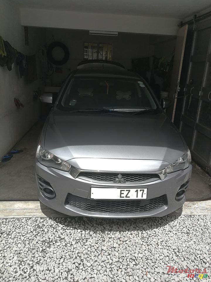 2017' Mitsubishi Lancer ex photo #1