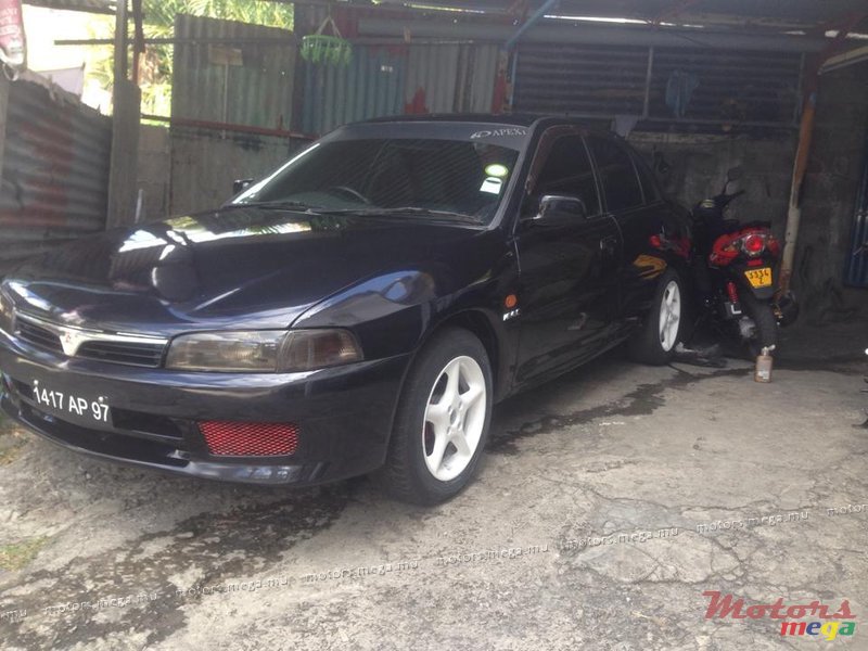 1997' Mitsubishi Lancer photo #1