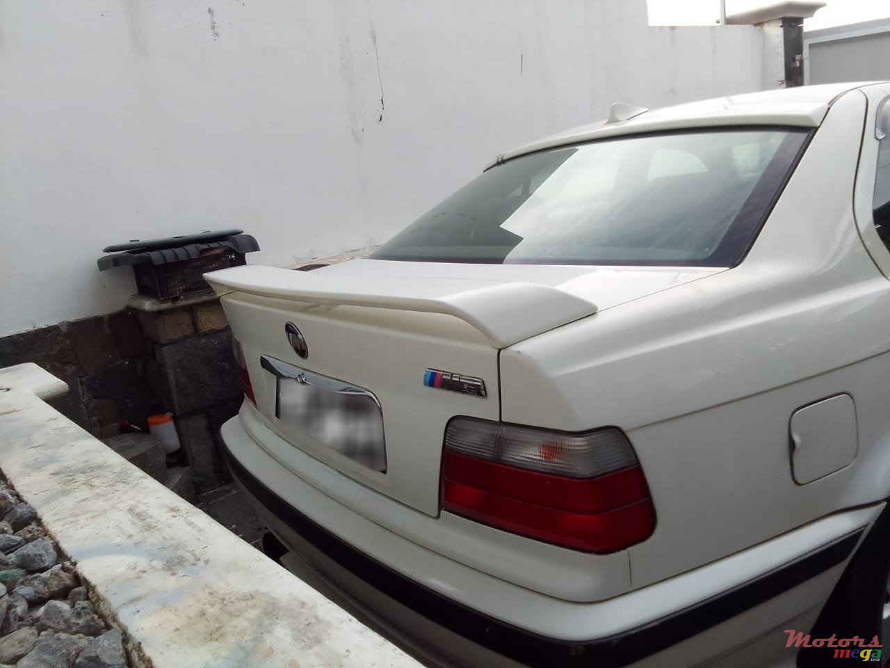 1993' BMW 318 photo #2