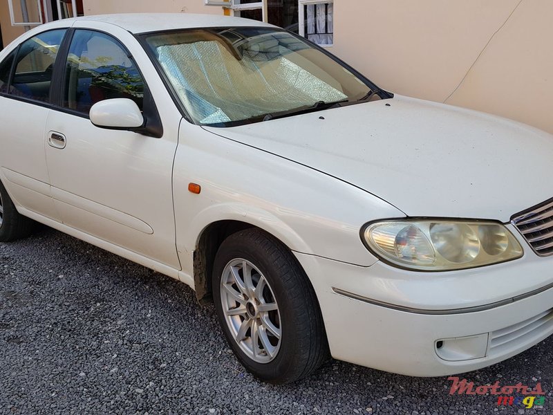 2005' Nissan Sunny N17 photo #1