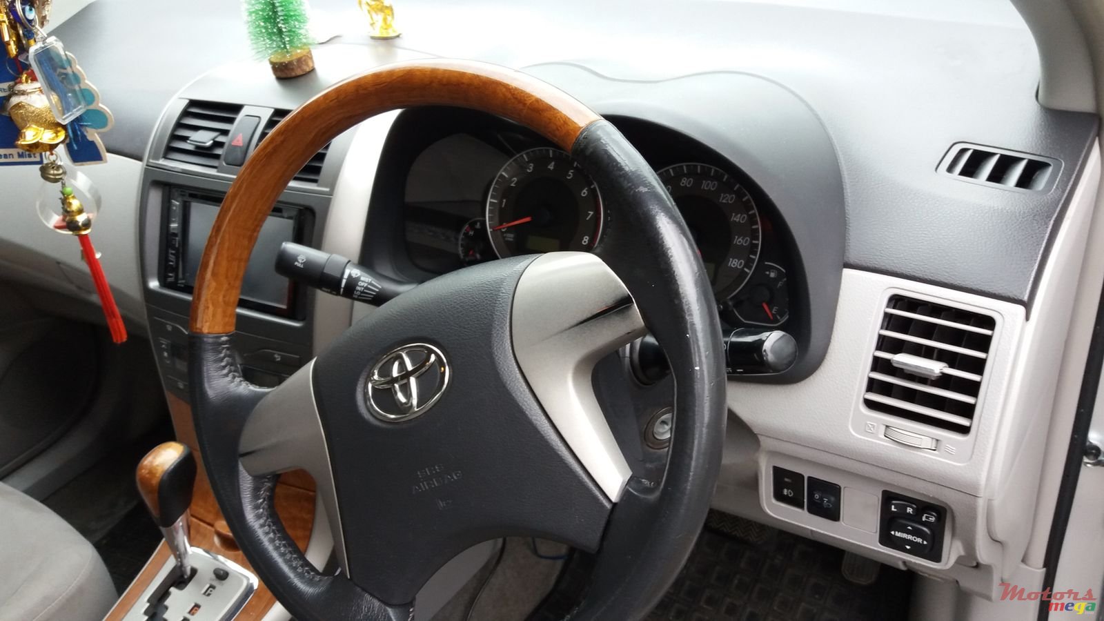 2010' Toyota Axio photo #1