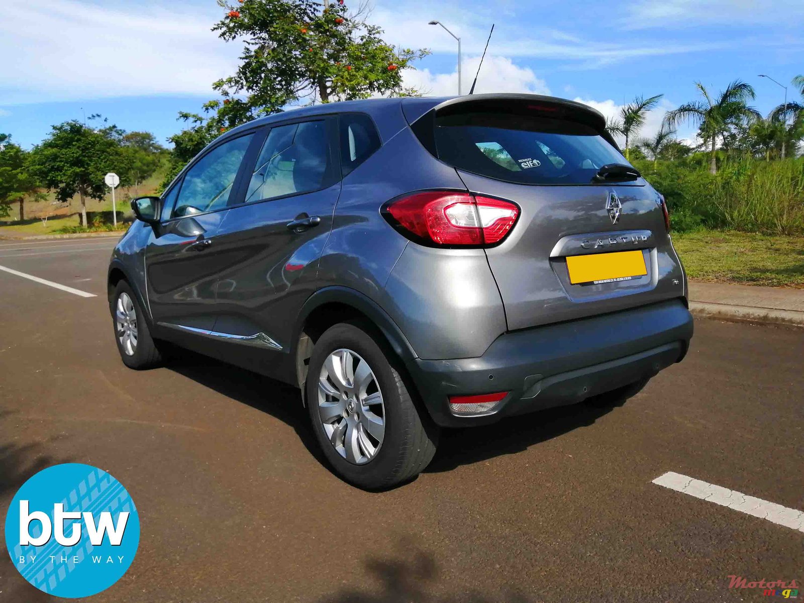 2016' Renault Captur photo #3