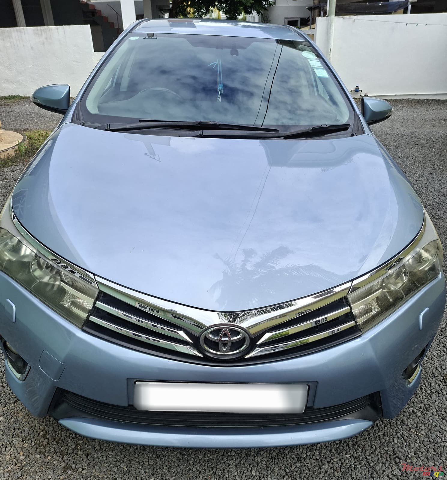 2017' Toyota Corolla photo #2