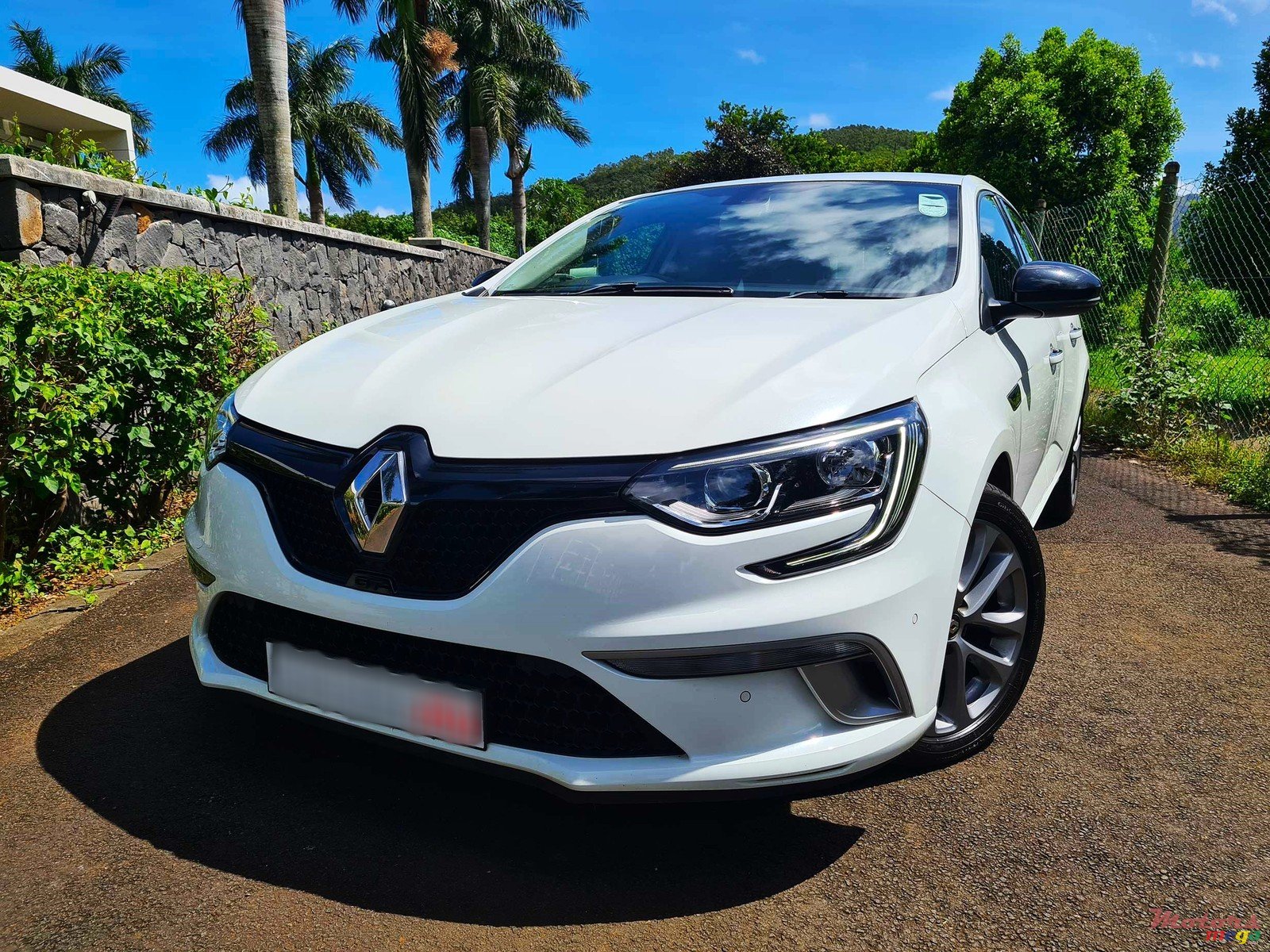 2019' Renault Megane 1.2 GT Line photo #5