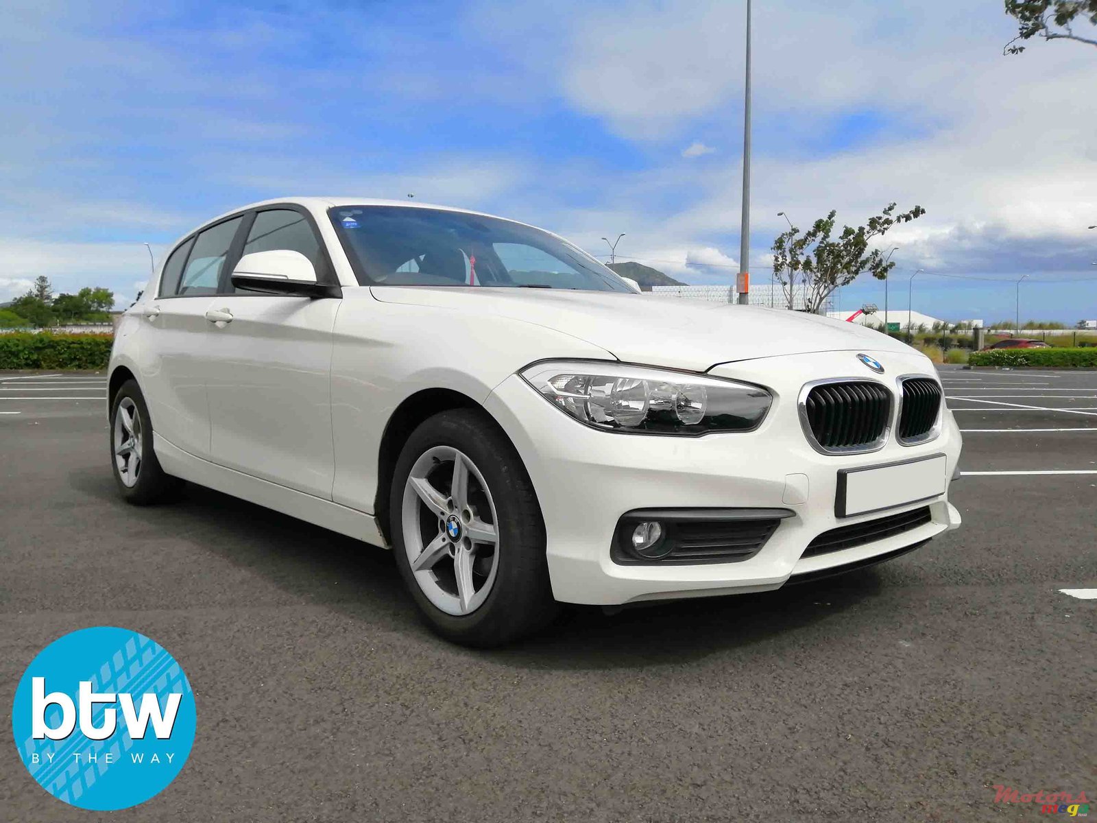 2017' BMW 116 photo #1