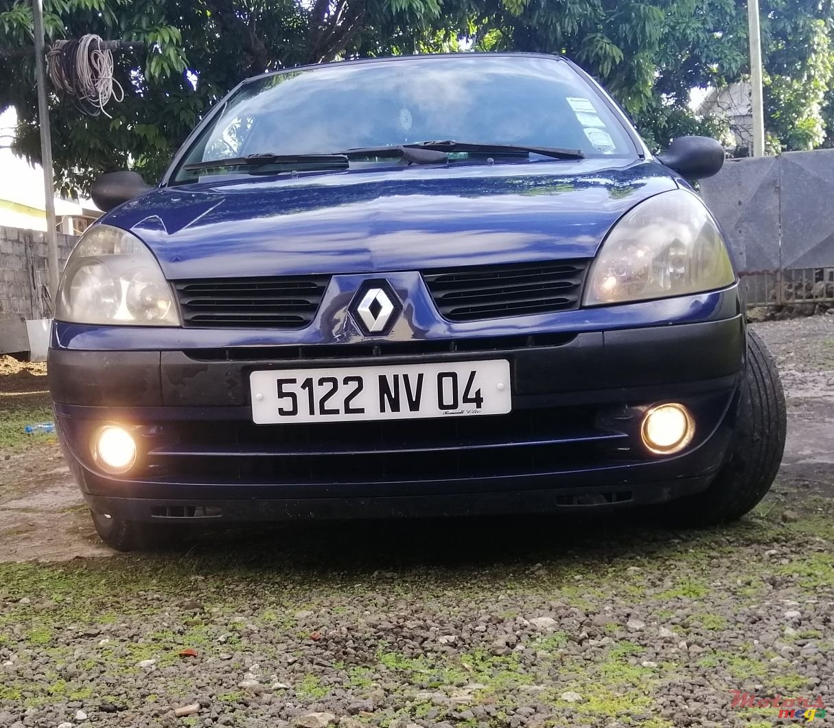 2004' Renault Clio photo #1