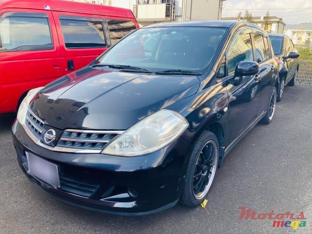 2008' Nissan Tiida photo #1