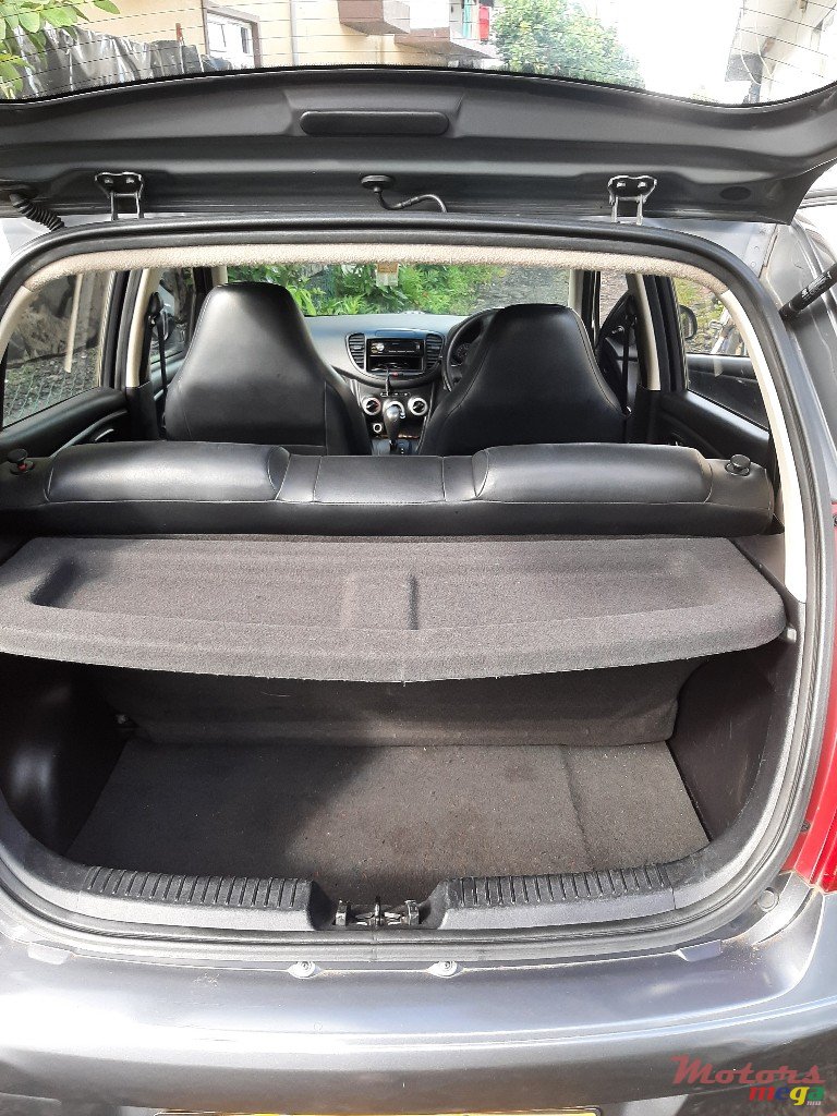 2015' Hyundai i10 photo #4