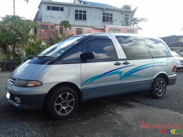 1996' Toyota Lucida photo #3