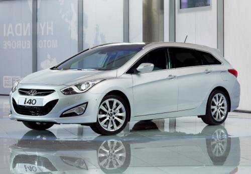 Hyundai i40 teased before Geneva auto show