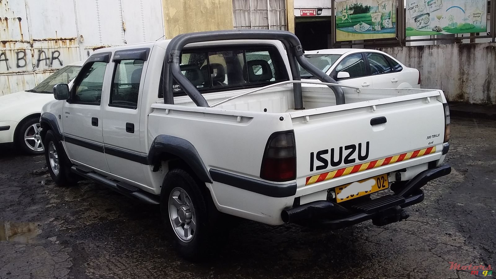 2002' Isuzu KB Series KB300 4X4 photo #2