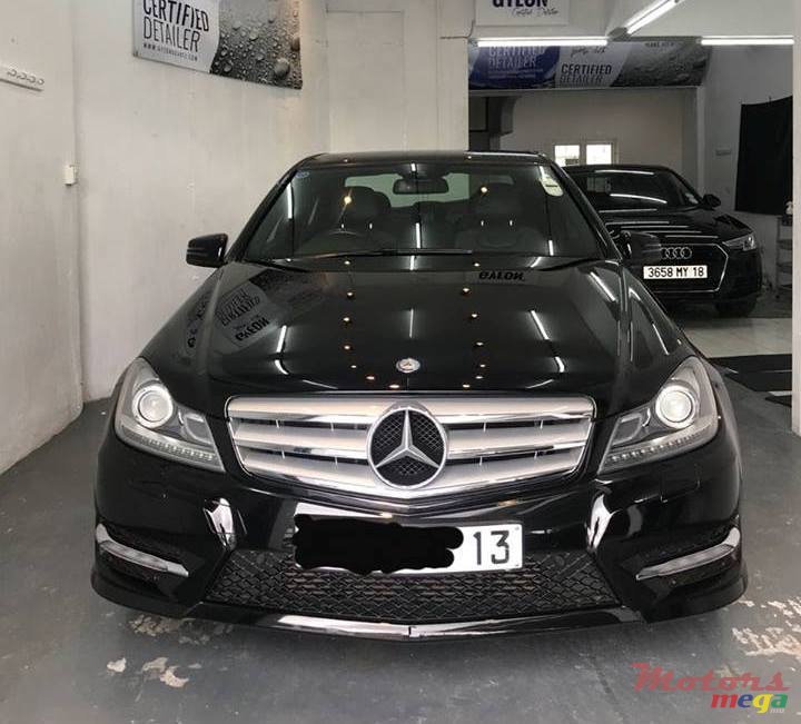 2013' Mercedes-Benz C-Class photo #1