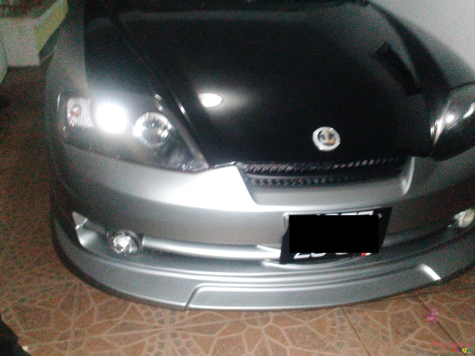 2004' Hyundai Tiburon photo #2