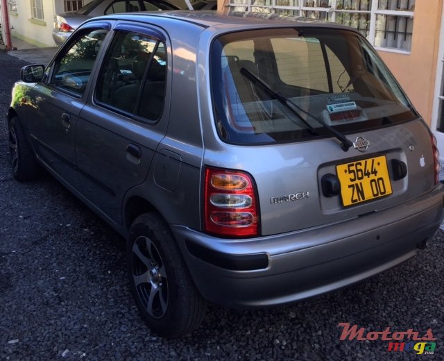 2000' Nissan March photo #1