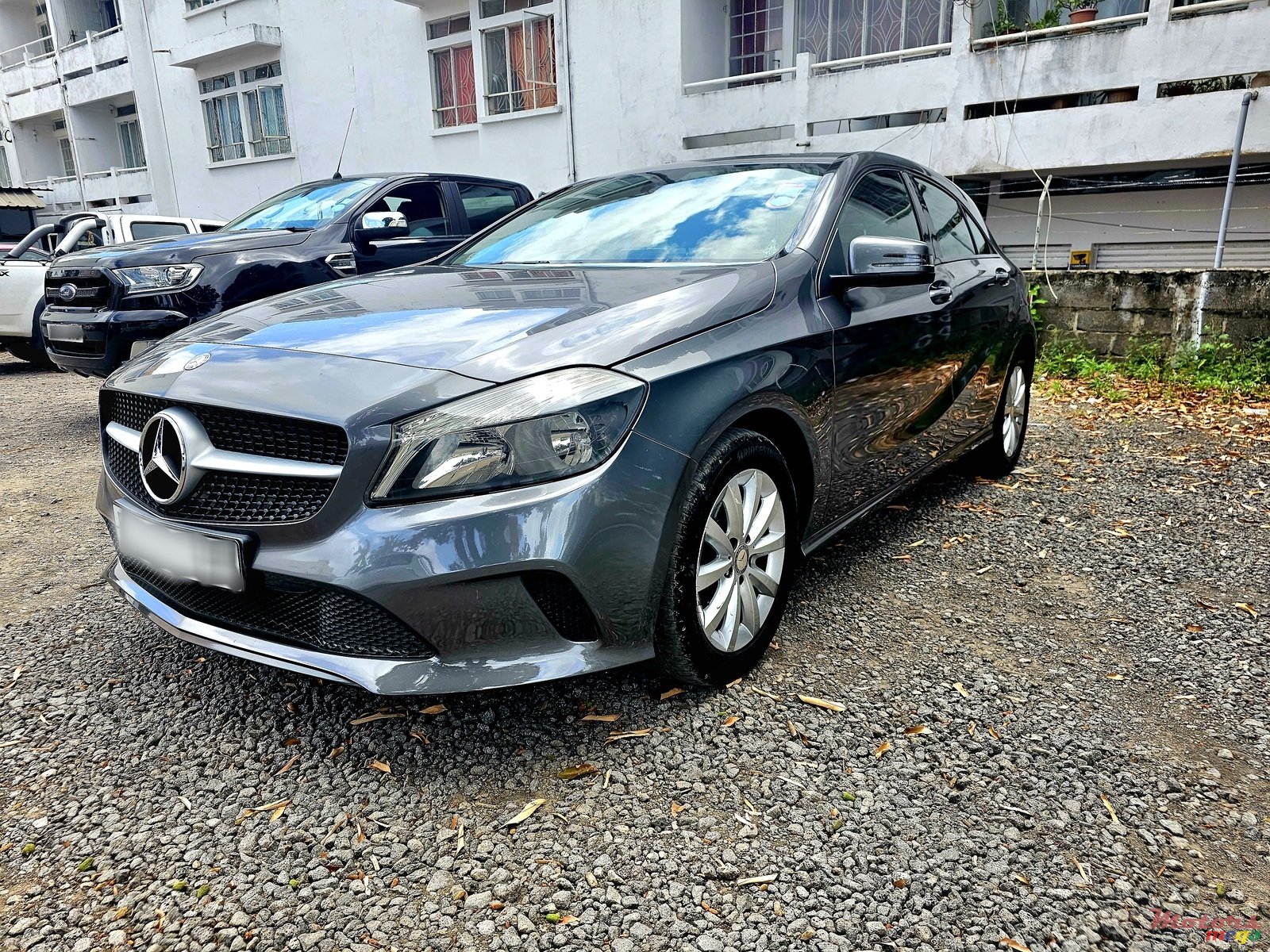 2017' Mercedes-Benz A 200 photo #2