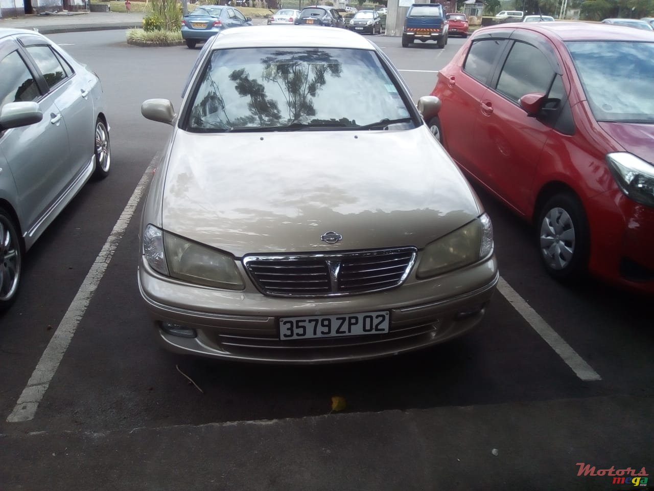 2002' Nissan Sunny photo #2