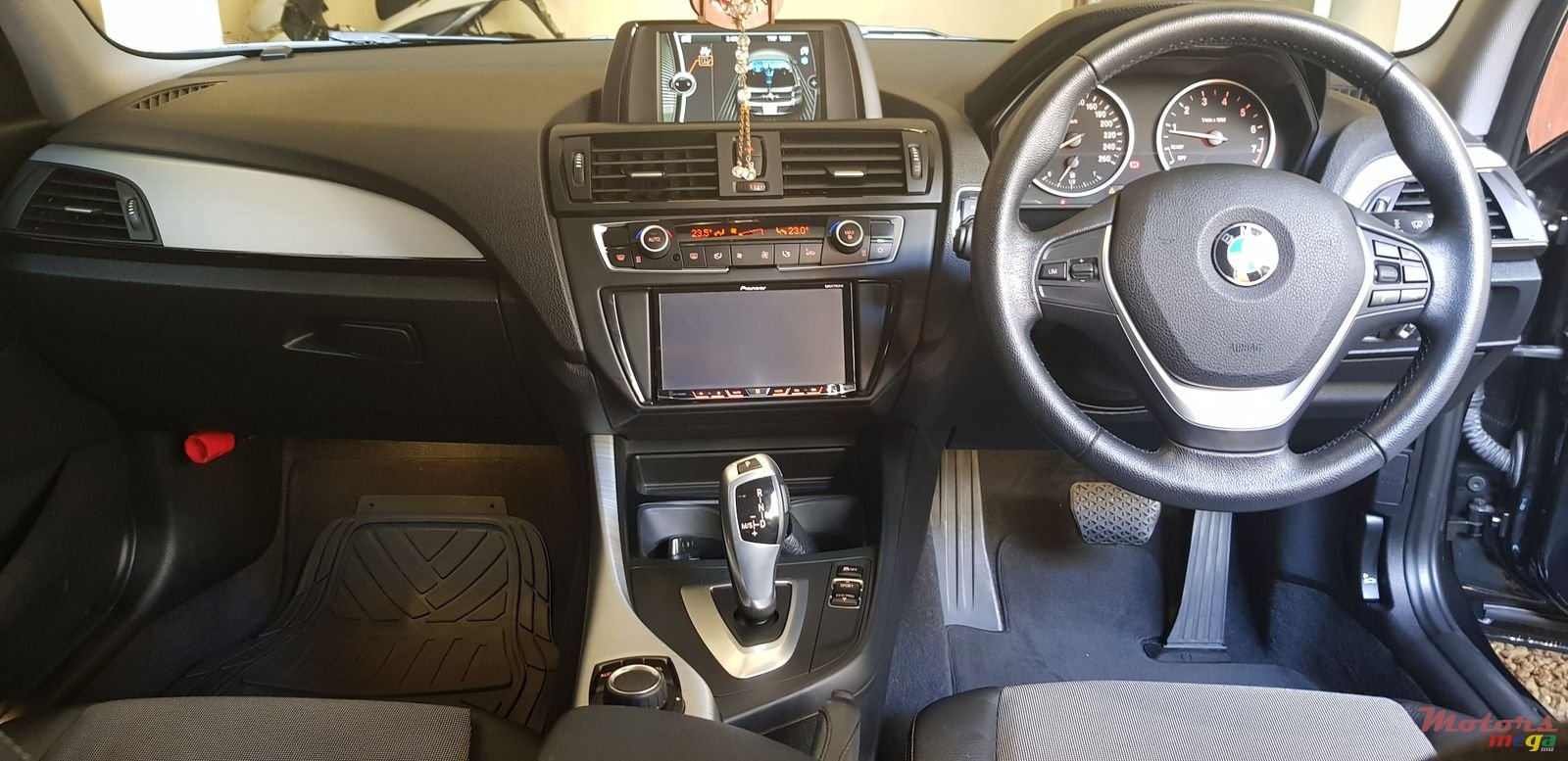 2013' BMW 120 photo #4