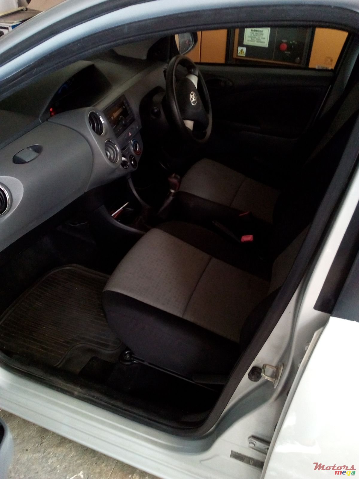 2011' Honda Fit photo #2