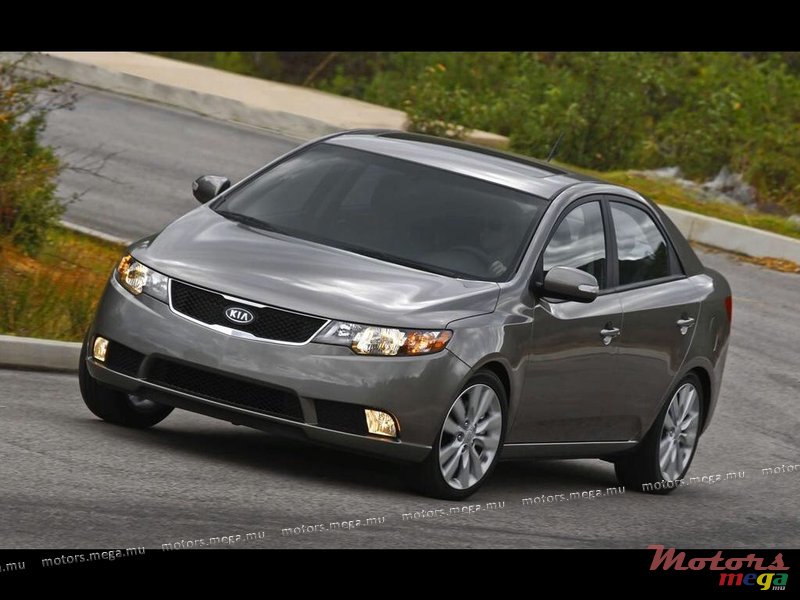 2011' Kia Cerato SX PACK FULL OPTION 4 Doors photo #4