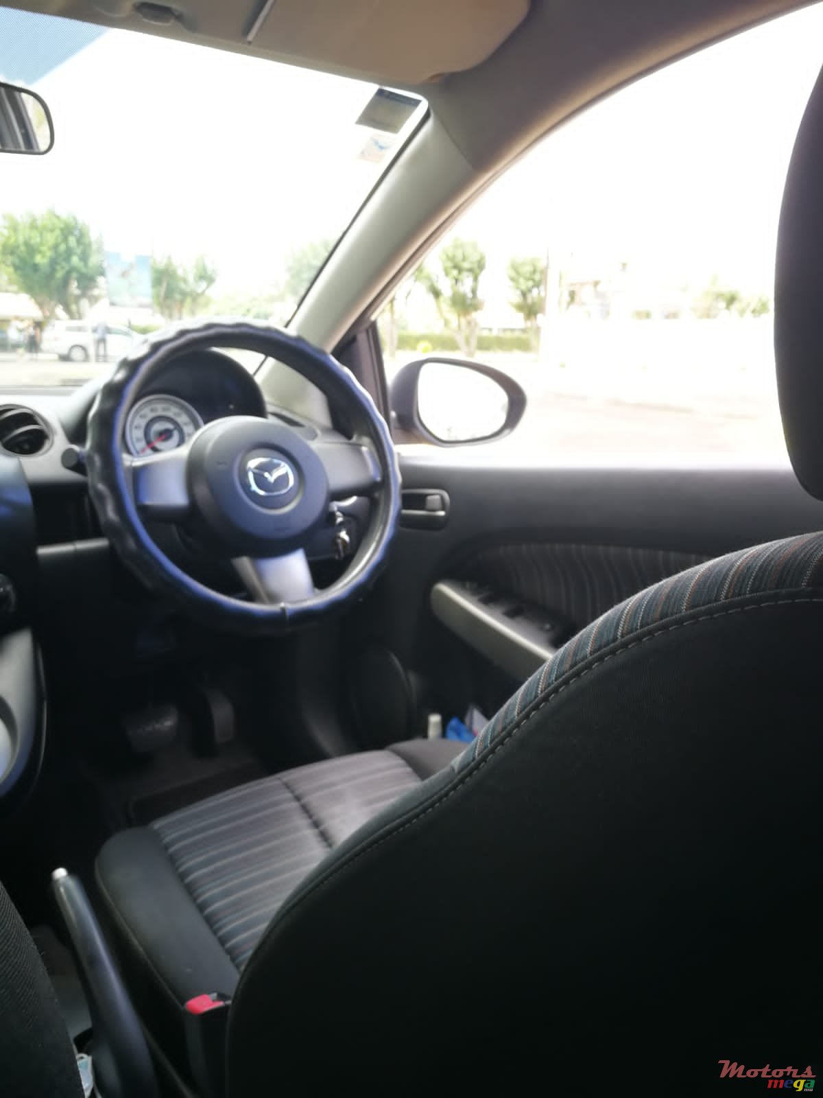 2013' Mazda Demio photo #3