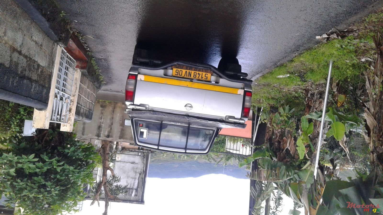 2006' Nissan Hardbody photo #2