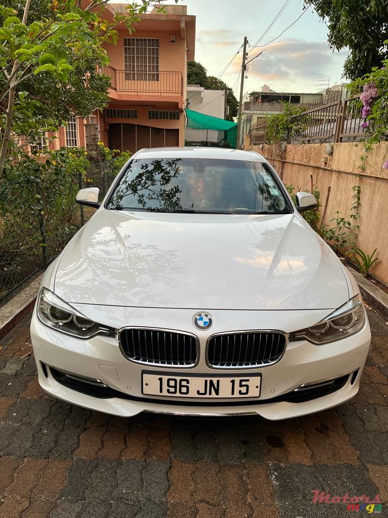 2015' BMW 320 photo #1