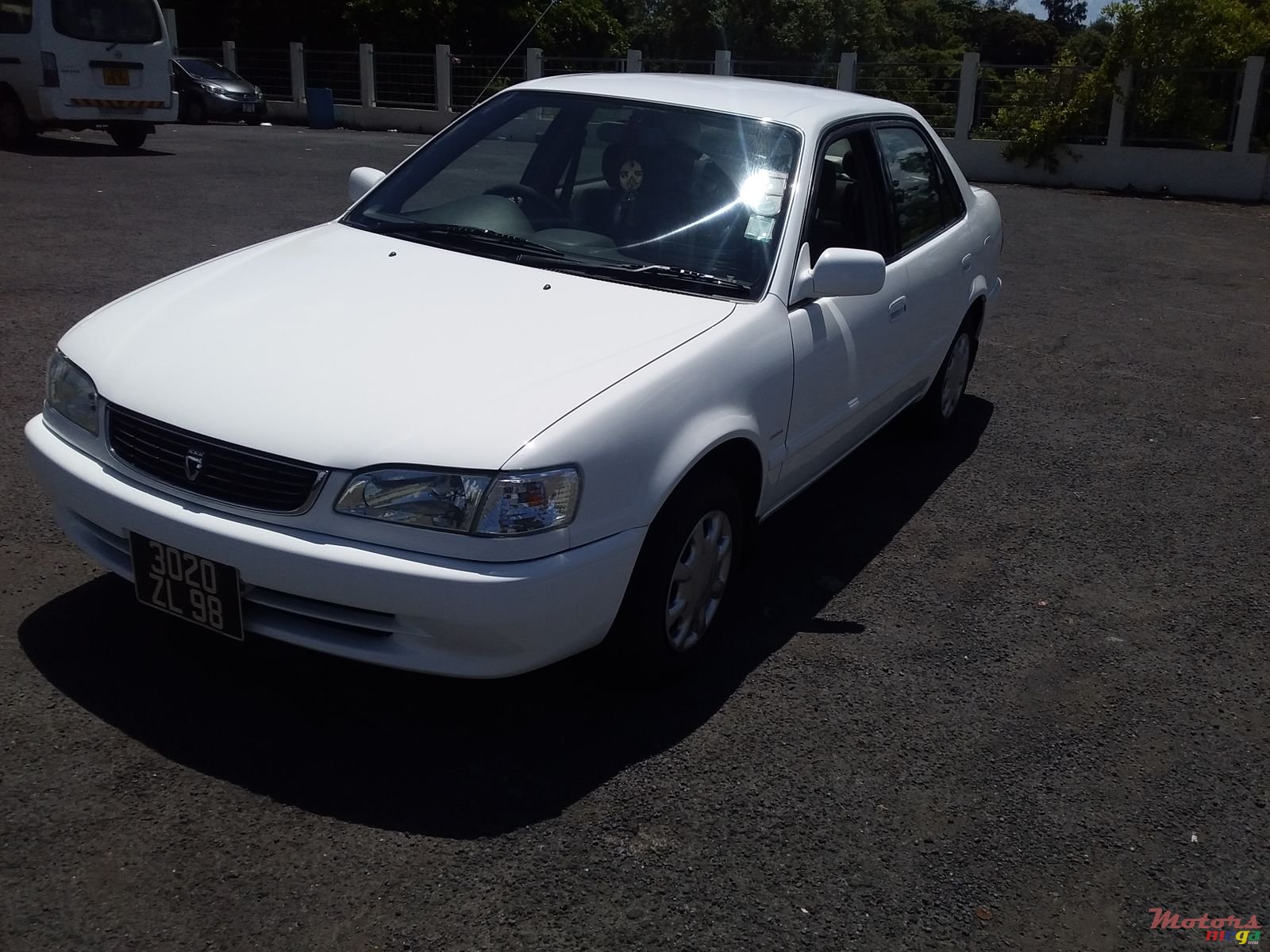 1998' Toyota Corolla photo #2