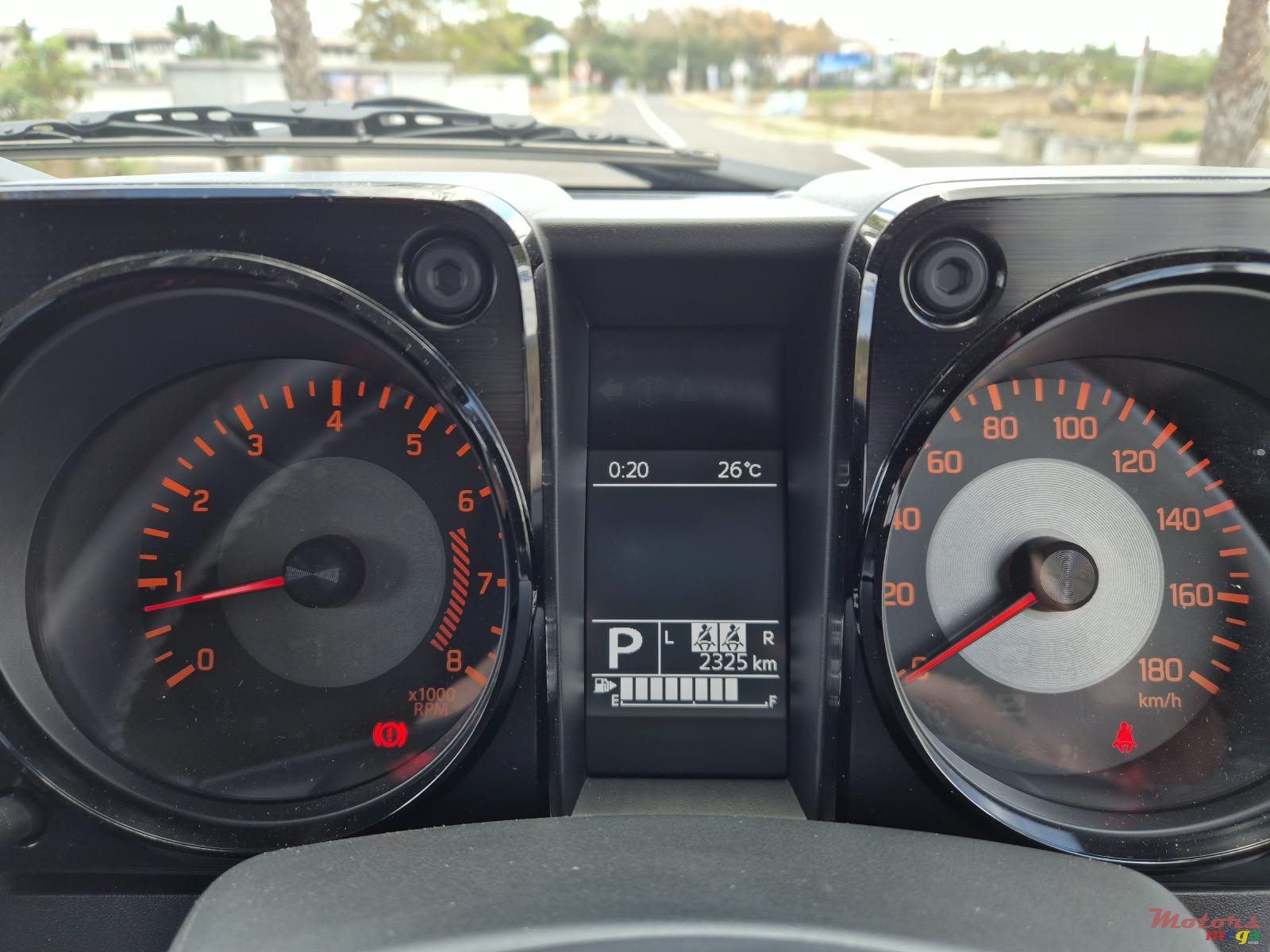 2024' Suzuki Jimny 5D GLX photo #7