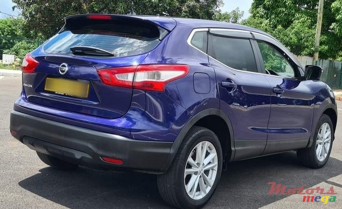 2015' Nissan Qashqai photo #5