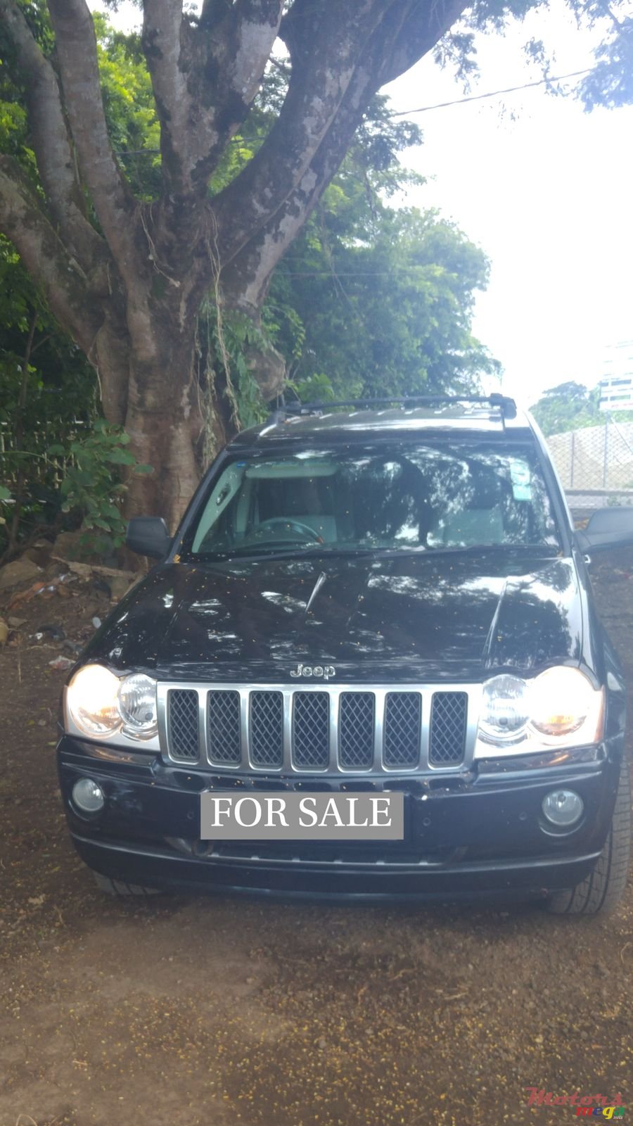 2008' Jeep Grand Cherokee photo #2