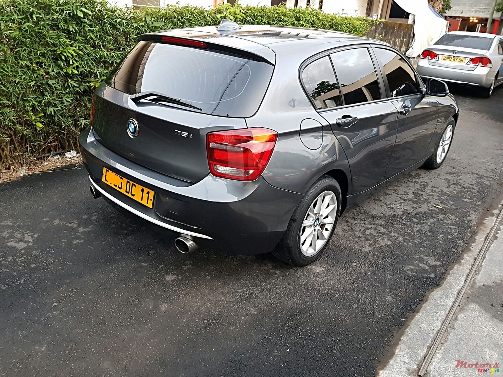 2011' BMW 116 Automatic photo #3